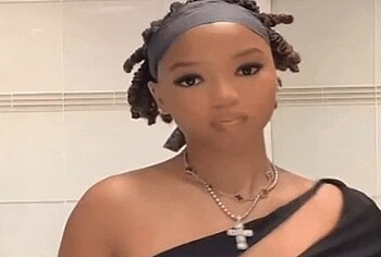 Chloe Bailey oops moment